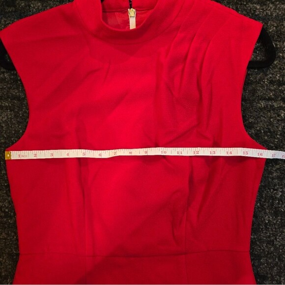 $268 Trina Turk Muscatel Dress - Picture 4 of 11